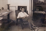 Bianco Bianchi dentro la sua casa/studio - Firenze 1952